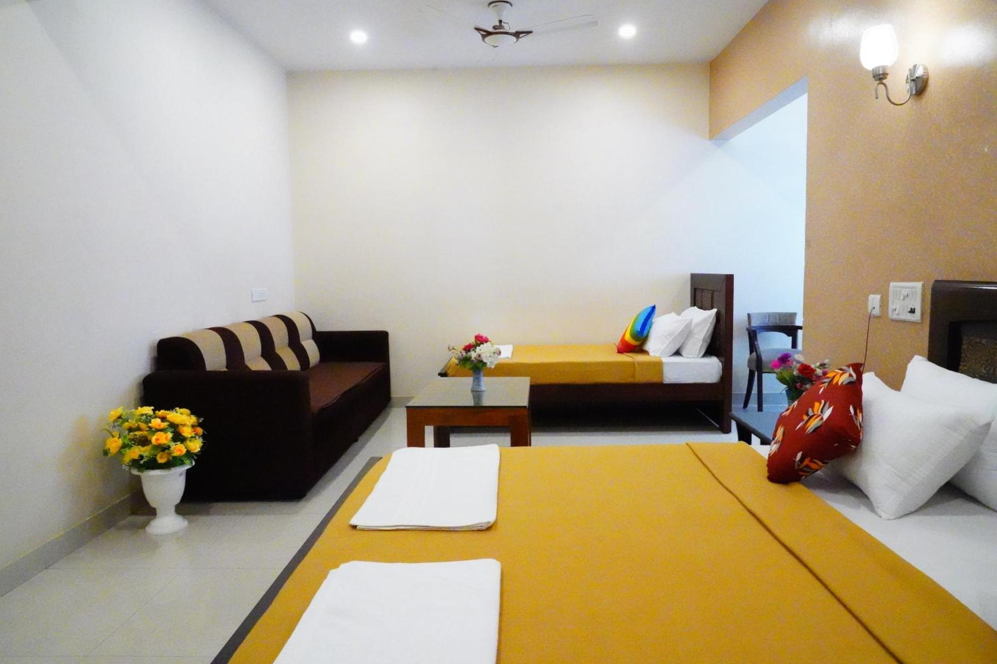 Vinayagam Residency Hotel Arcot Exterior photo
