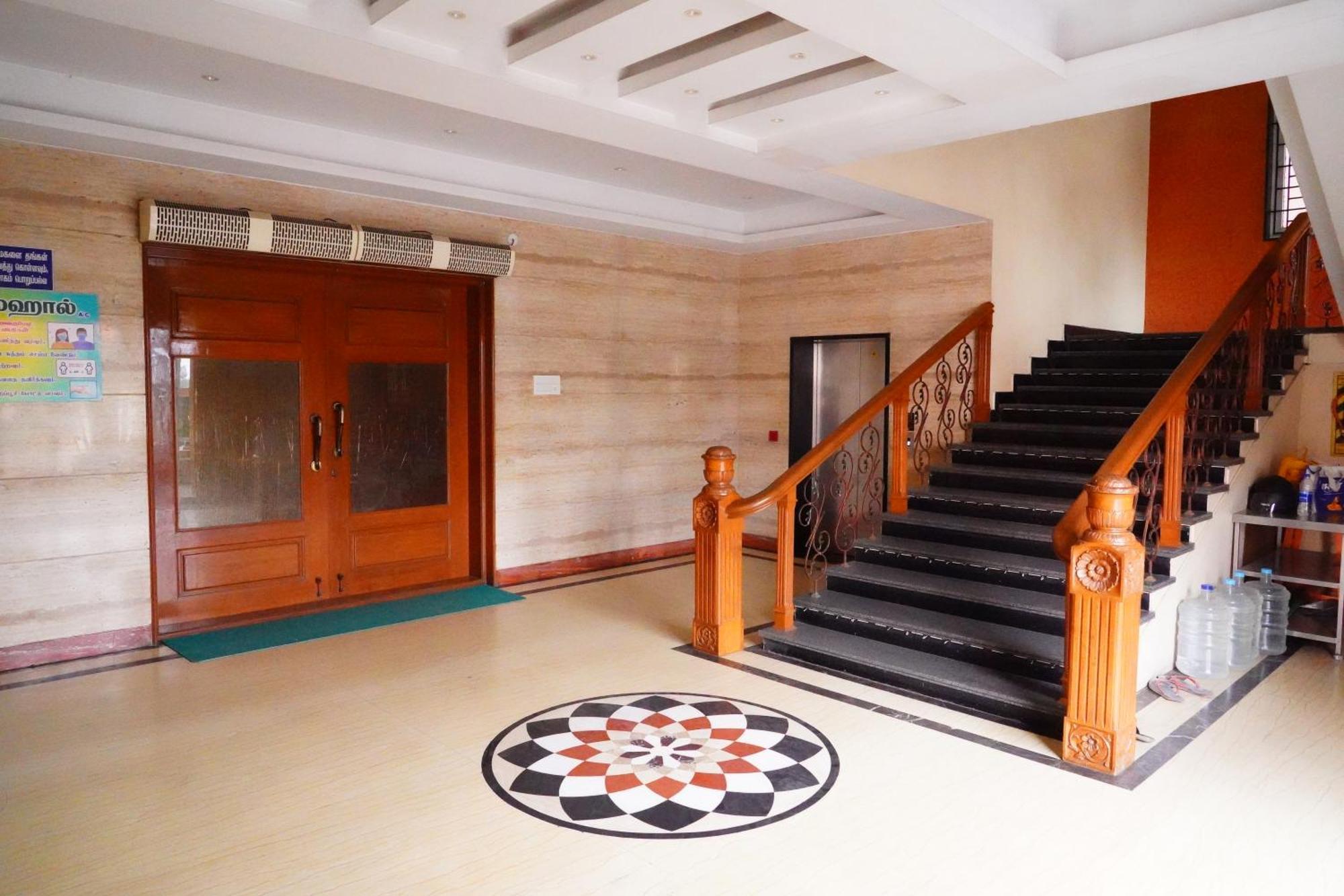 Vinayagam Residency Hotel Arcot Exterior photo