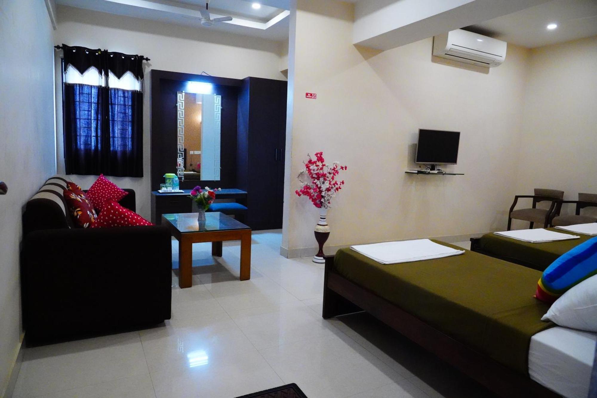 Vinayagam Residency Hotel Arcot Exterior photo