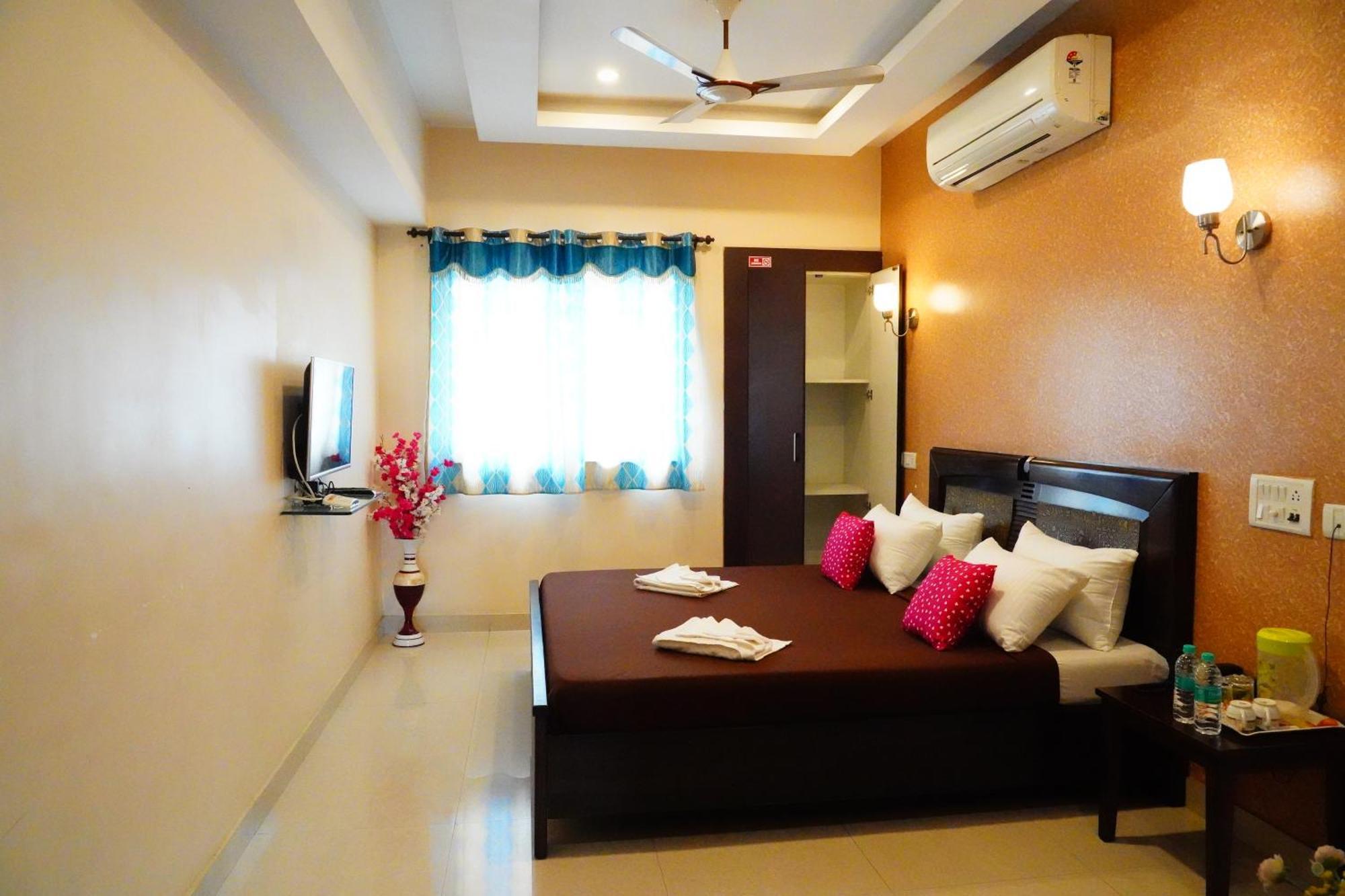 Vinayagam Residency Hotel Arcot Exterior photo